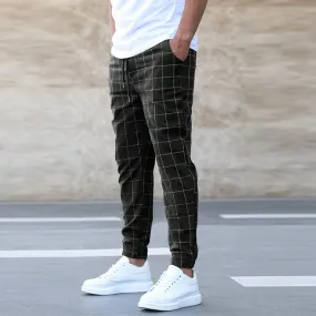 Aaron - Checkered Pants