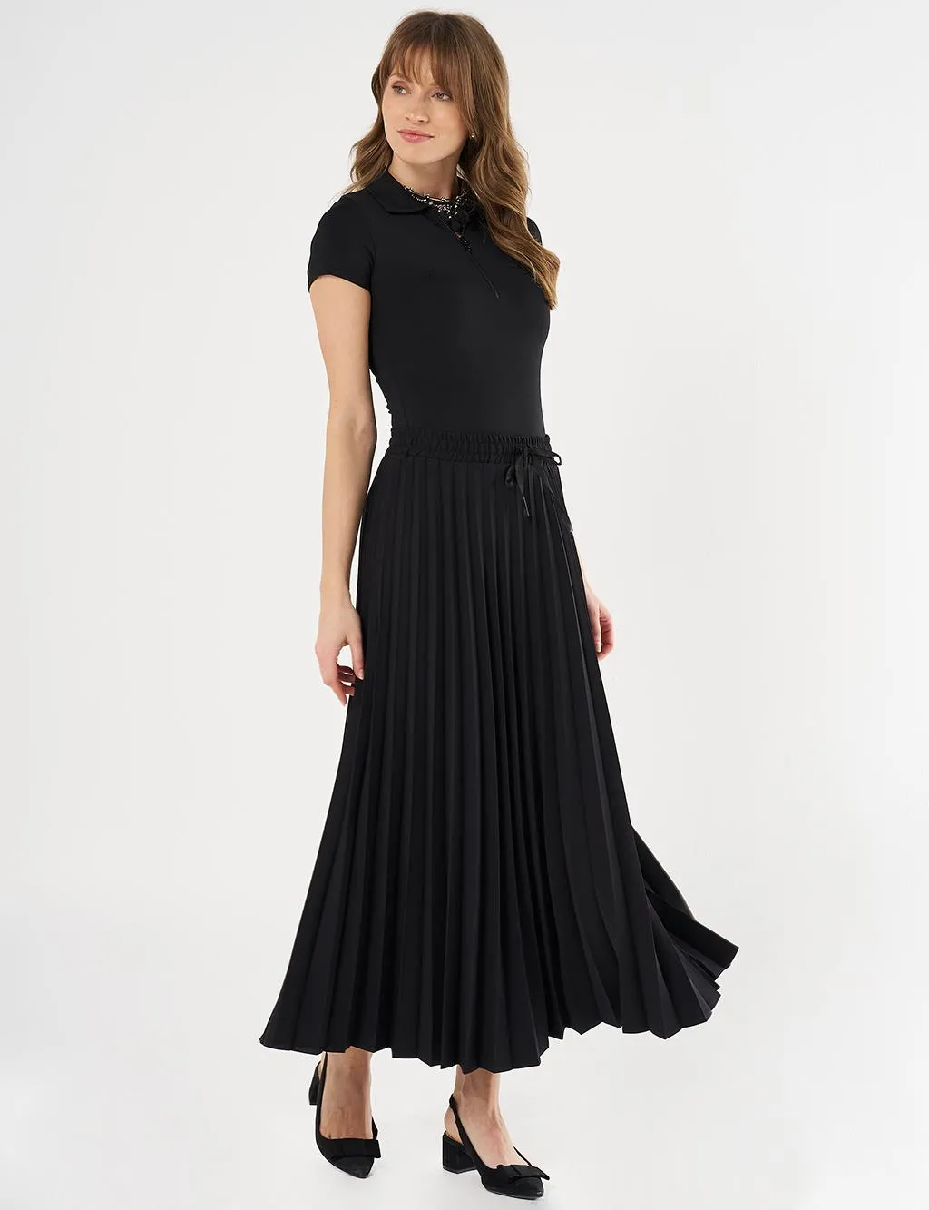 High Waist Pleated Skirt Black