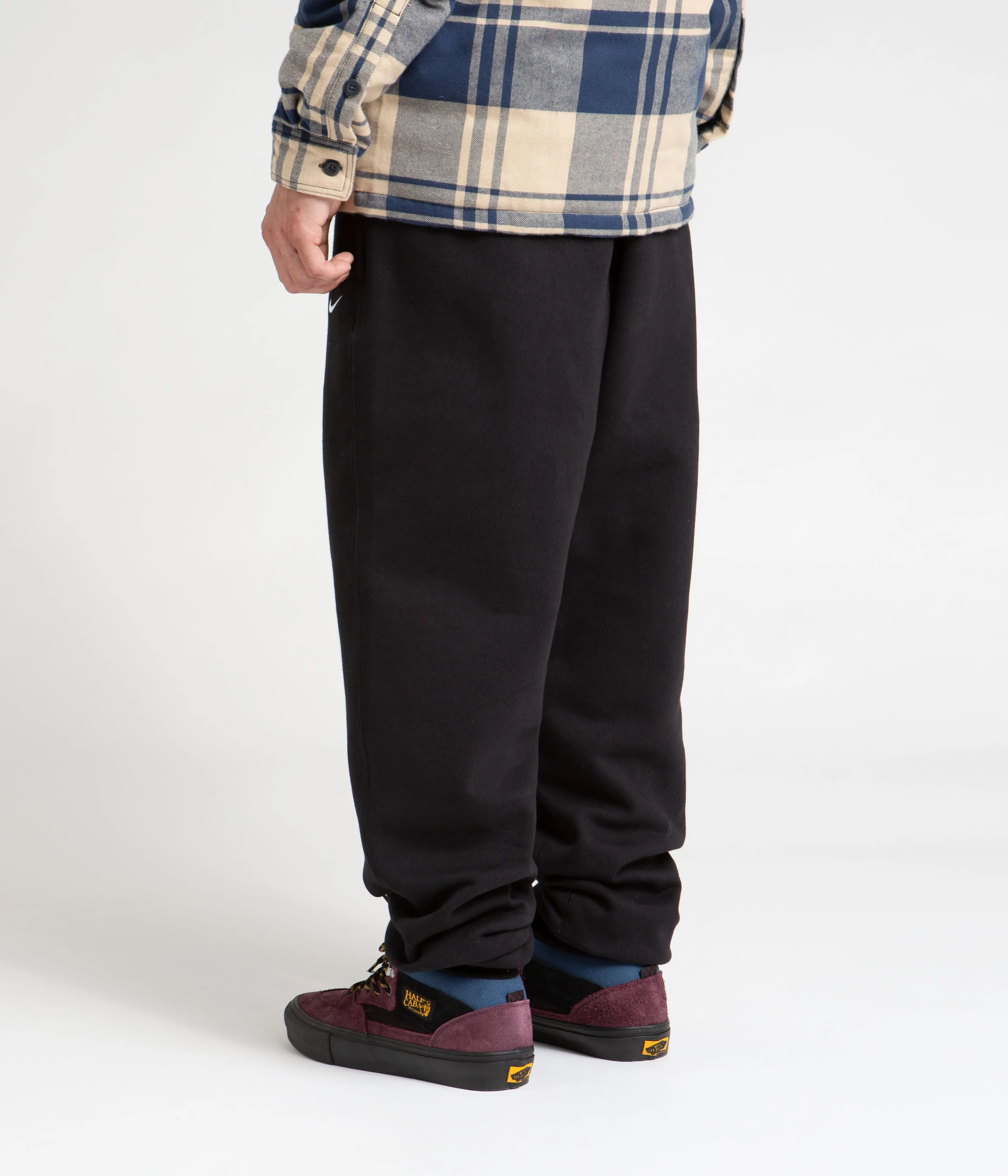 Nike Solo Swoosh Fleece Sweatpants - Black / White