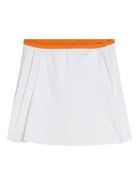Sierra Pleat Skirt / White