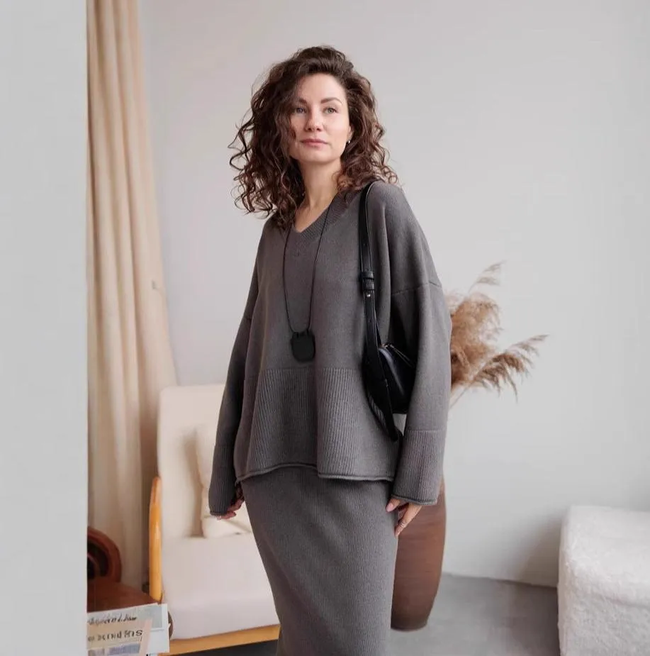 V neck Sweater Top Skirt Knitted Skirt Set