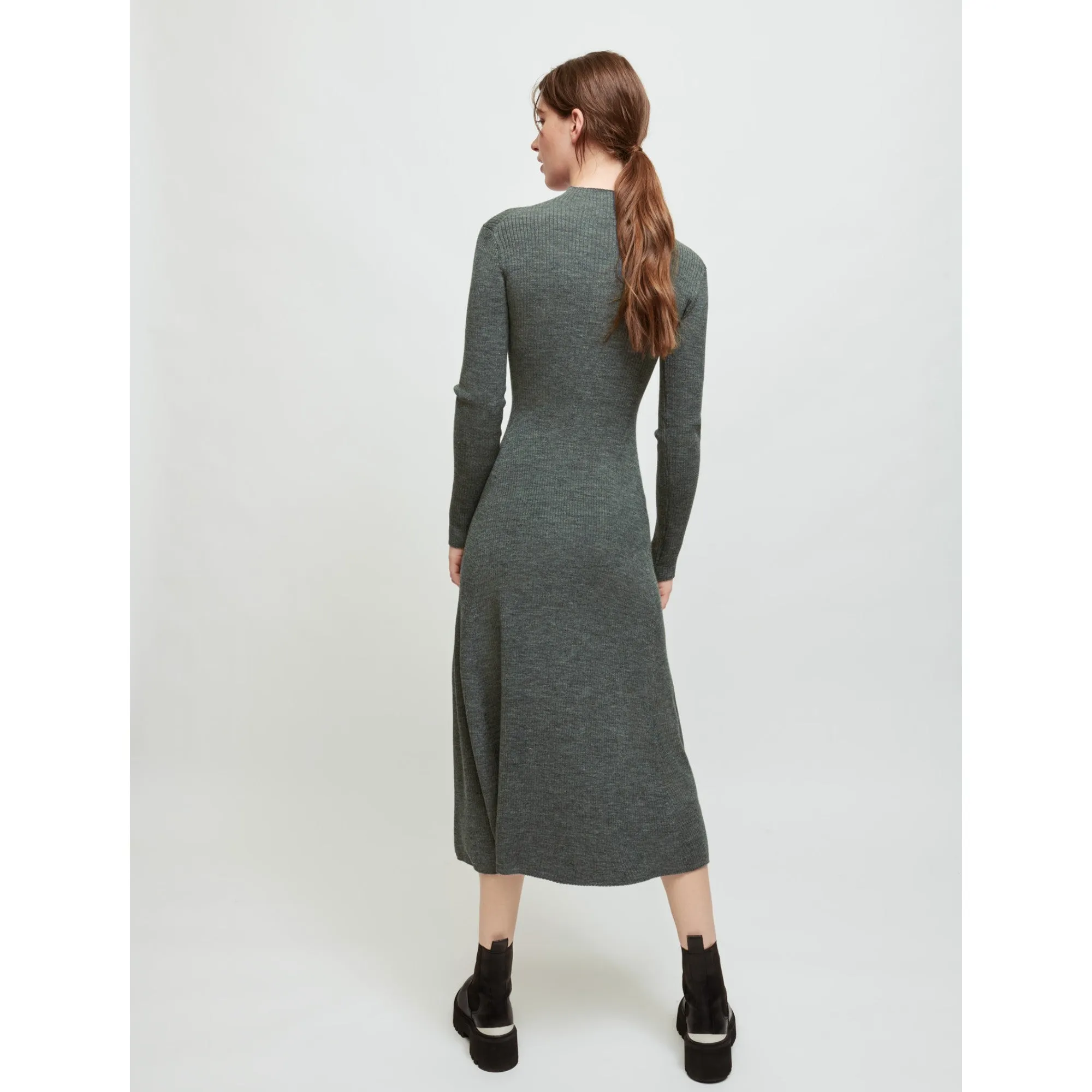 Women Knitted Slit Dress With Piercings - Grey